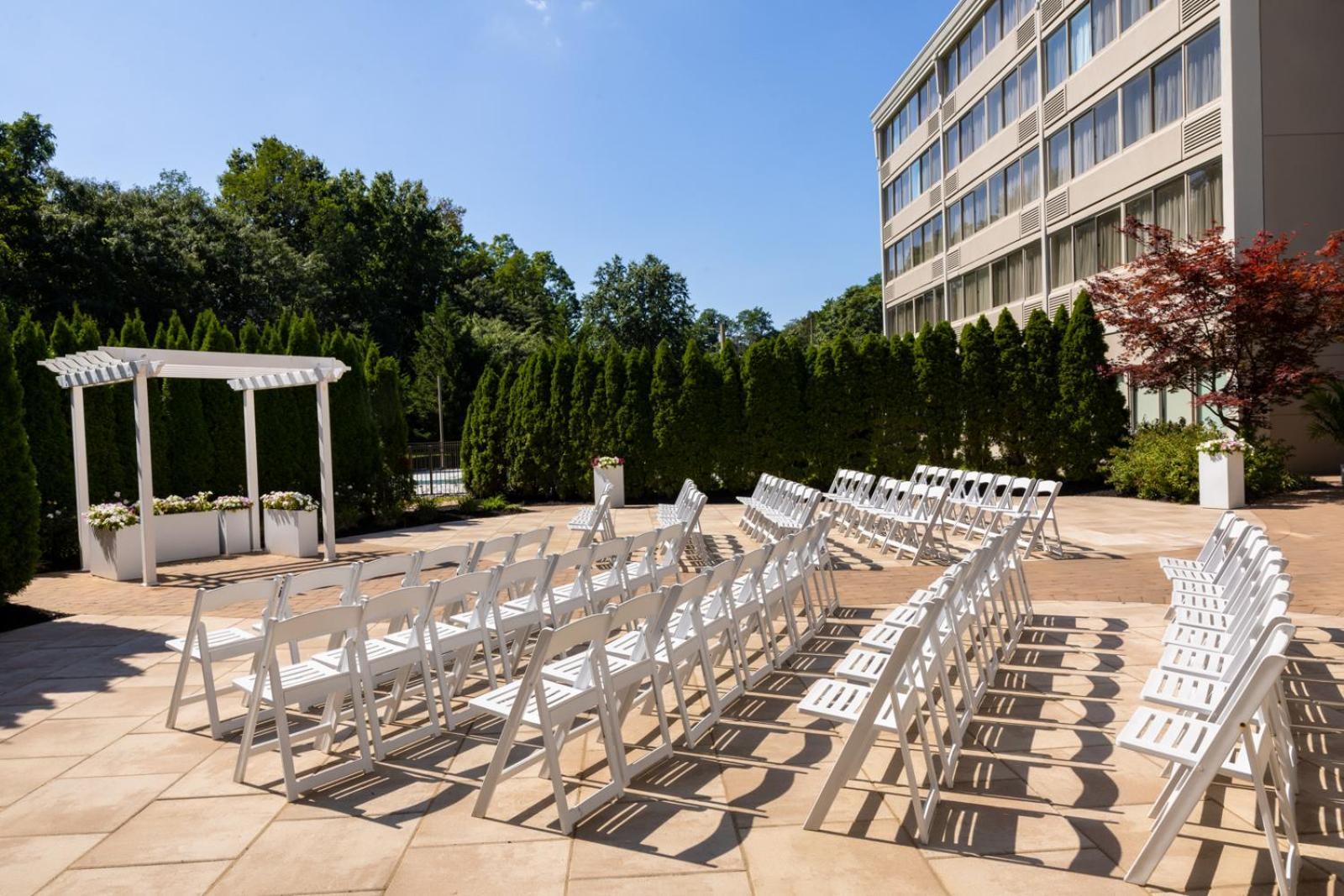 Doubletree By Hilton Tinton Falls-Eatontown Hotel Exterior photo